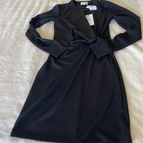 Socialite Black Long Sleeve Dress with Twist Detail - Picture 4 of 8